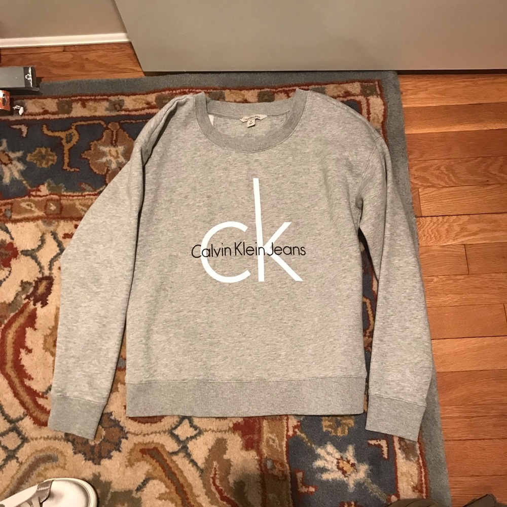 Calvin Klein sweatshirt